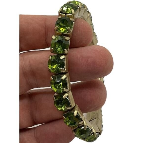 Vintage Green Prong Set Faceted Stone Stretch Bracelet - Picture 1 of 4